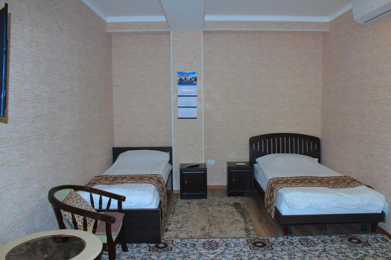 Хотел Хесон Khujand Exterior foto